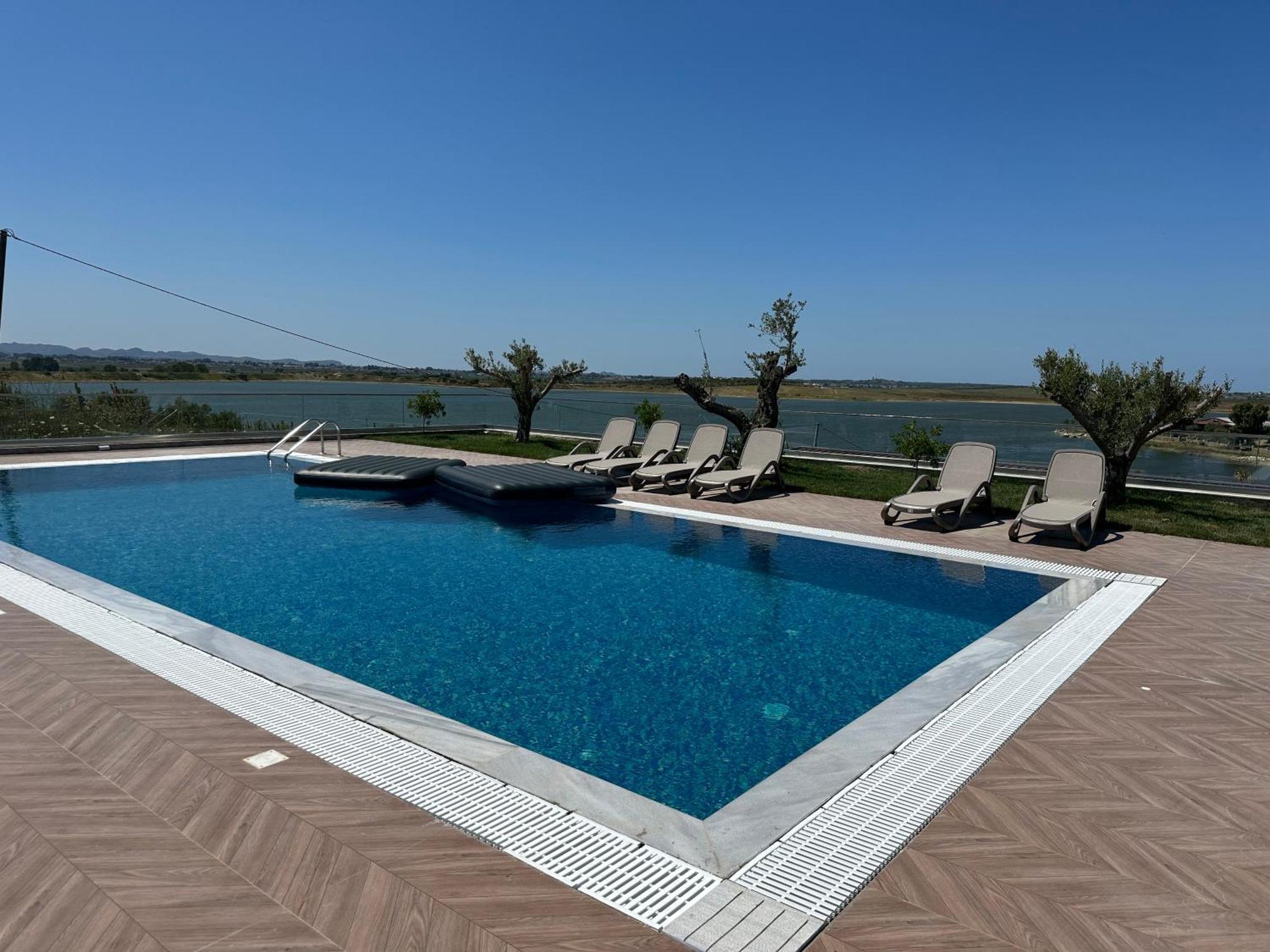 Top Villas Durrës Buitenkant foto